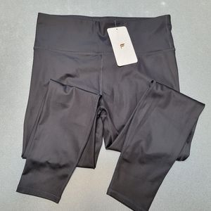 Fabletics High-waisted Ultracool Leggings 7/8 L/10